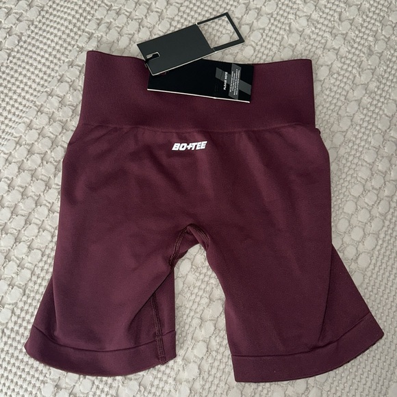 Bo+tee Super Sculpt Seamless Mini Shorts - Picture 5 of 7